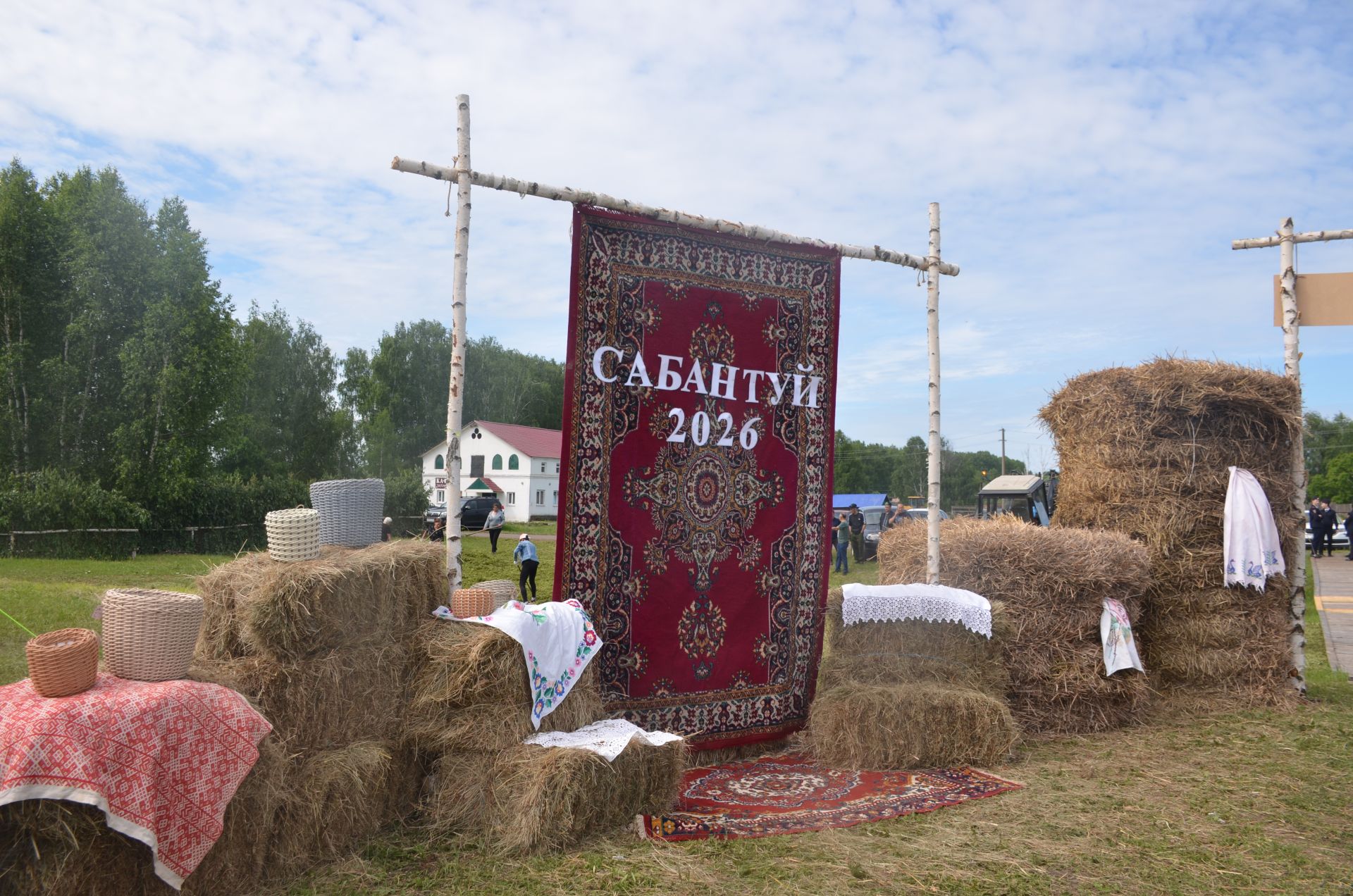 В Агрызе состоялся народный татарский праздник - Сабантуй