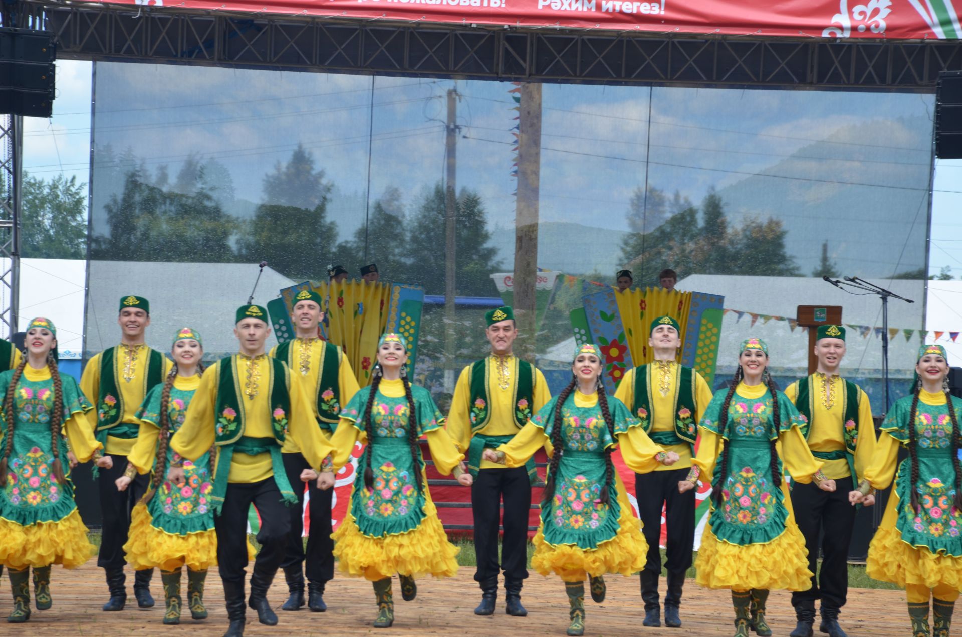 В Агрызе состоялся народный татарский праздник - Сабантуй