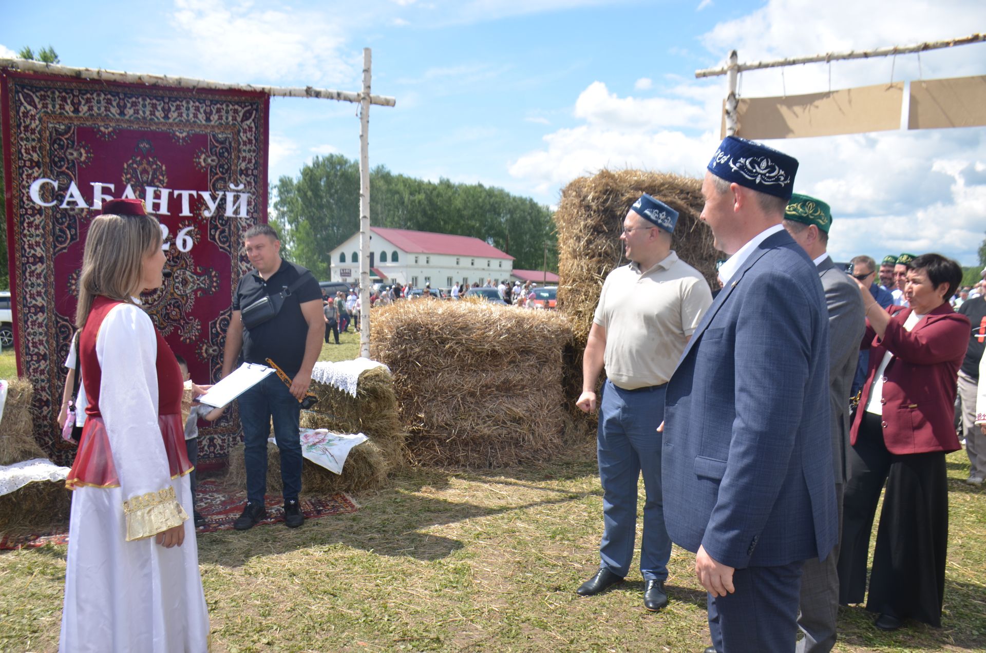 В Агрызе состоялся народный татарский праздник - Сабантуй
