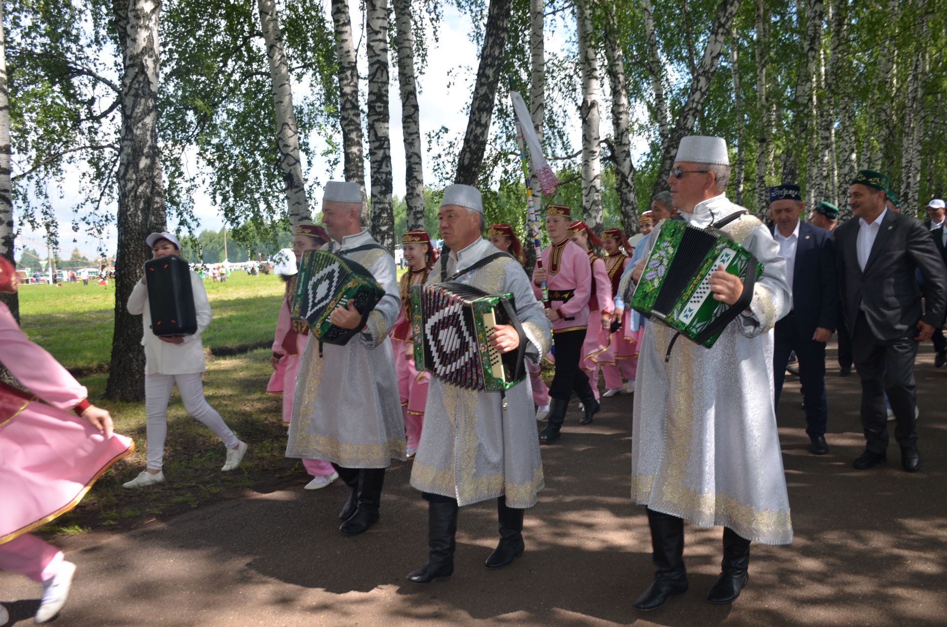 В Агрызе состоялся народный татарский праздник - Сабантуй