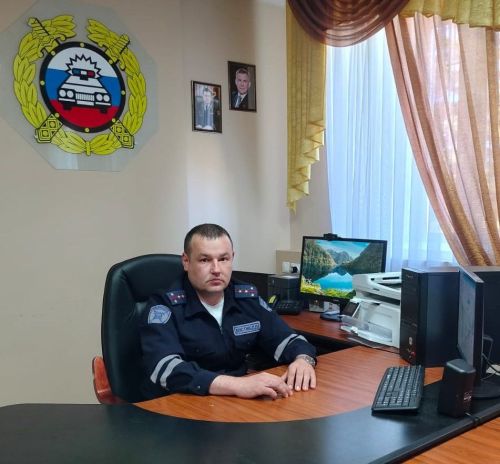 Начальник ОГИБДД по Агрызскому району Юрий Глезденев обращается к агрызцам