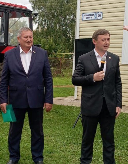Исәнбай авыл җирлеге яңа тракторлы булды