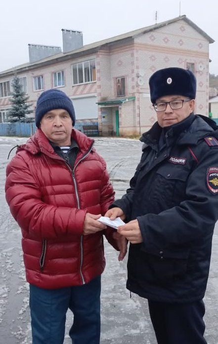 Старший участковый уполномоченный полиции Айдар Ахметшин: Несмотря на беспокойную и ответственную службу, я выполняю свою работу с душой