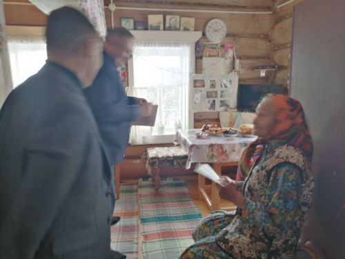 Ольга Исанаева, проживающая в Биме, и в 90 лет не сидит без дела