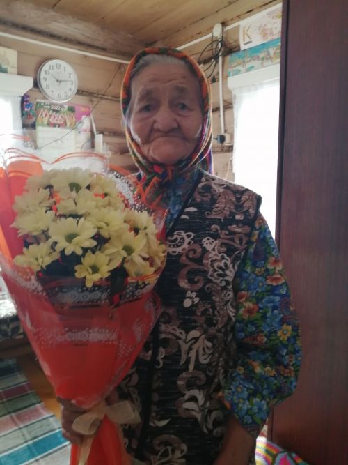 Ольга Исанаева, проживающая в Биме, и в 90 лет не сидит без дела