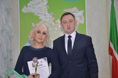 Корреспондента редакции «Агрызские вести» наградили в администрации района
