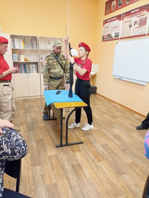 В Агрызе открылись Военно-спортивные игры «Юнармейские старты» (ФОТОРЕПОРТАЖ)