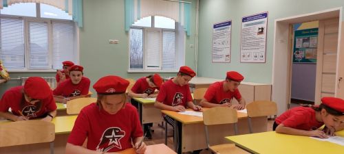 В Агрызе открылись Военно-спортивные игры «Юнармейские старты» (ФОТОРЕПОРТАЖ)