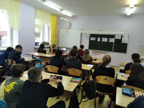 Школьник раздал друзьям четыре миллиона рублей, забрав их у бабушки