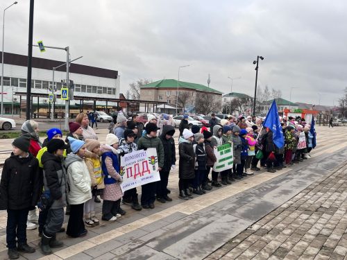 В Агрызе прошел митинг памяти жертв ДТП