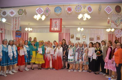 Между городскими детскими садами прошел конкурс «Дружная семья народов» (ФОТО)