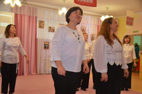 Между городскими детскими садами прошел конкурс «Дружная семья народов» (ФОТО)