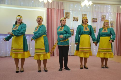Между городскими детскими садами прошел конкурс «Дружная семья народов» (ФОТО)