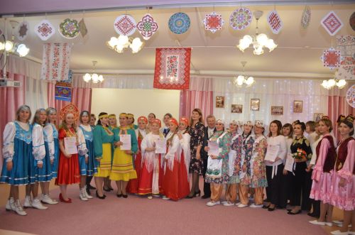 Между городскими детскими садами прошел конкурс «Дружная семья народов» (ФОТО)
