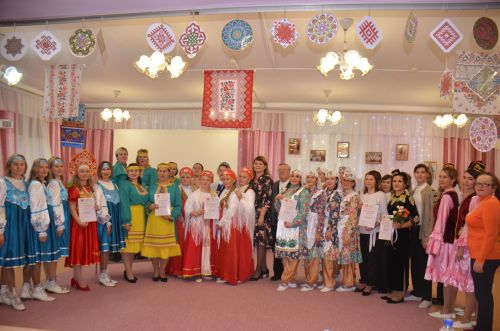 Между городскими детскими садами прошел конкурс «Дружная семья народов» (ФОТО)
