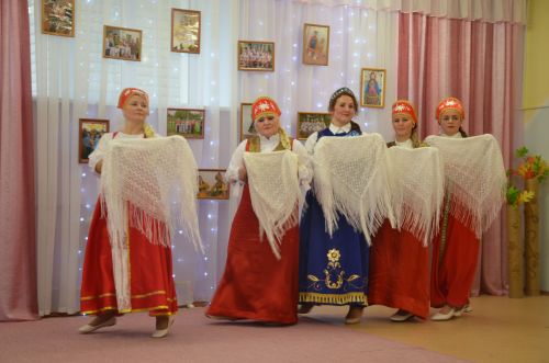 Между городскими детскими садами прошел конкурс «Дружная семья народов» (ФОТО)