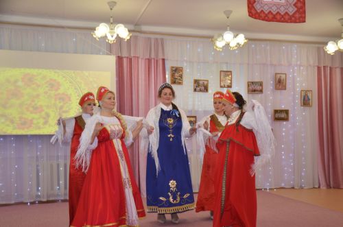Между городскими детскими садами прошел конкурс «Дружная семья народов» (ФОТО)