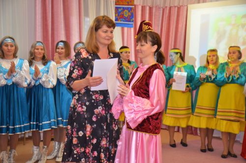 Между городскими детскими садами прошел конкурс «Дружная семья народов» (ФОТО)