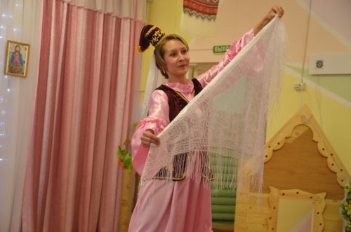 Между городскими детскими садами прошел конкурс «Дружная семья народов» (ФОТО)