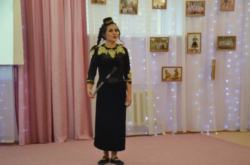 Между городскими детскими садами прошел конкурс «Дружная семья народов» (ФОТО)