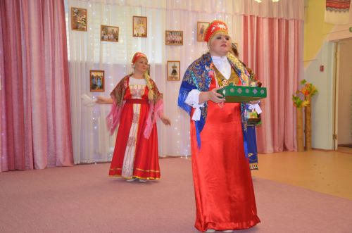 Между городскими детскими садами прошел конкурс «Дружная семья народов» (ФОТО)
