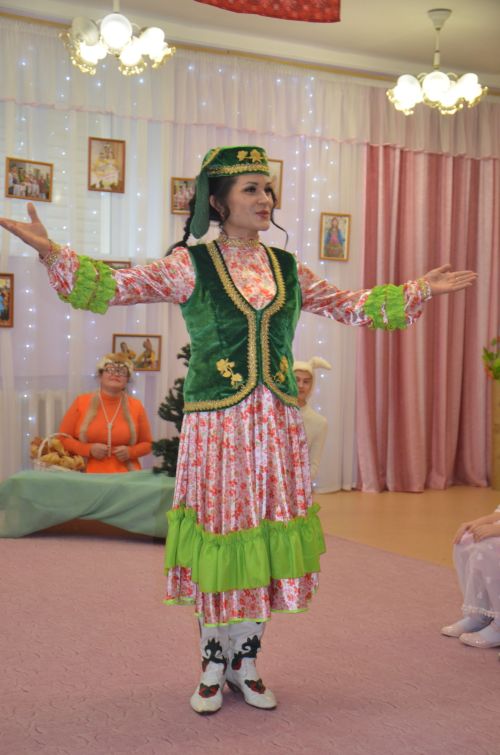 Между городскими детскими садами прошел конкурс «Дружная семья народов» (ФОТО)