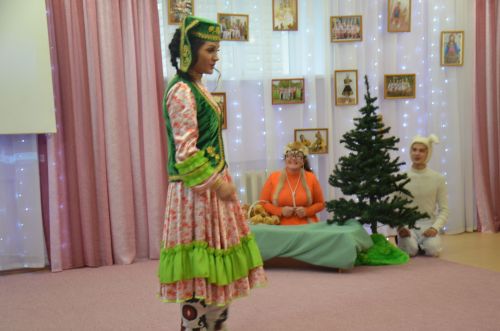 Между городскими детскими садами прошел конкурс «Дружная семья народов» (ФОТО)