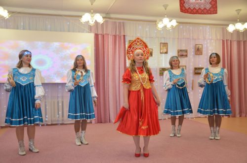 Между городскими детскими садами прошел конкурс «Дружная семья народов» (ФОТО)