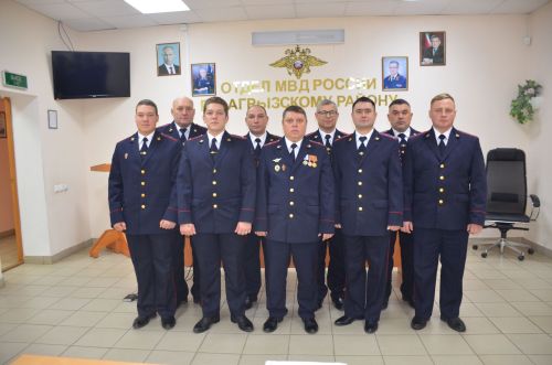 Сегодня профессиональный праздник участковых уполномоченных полиции