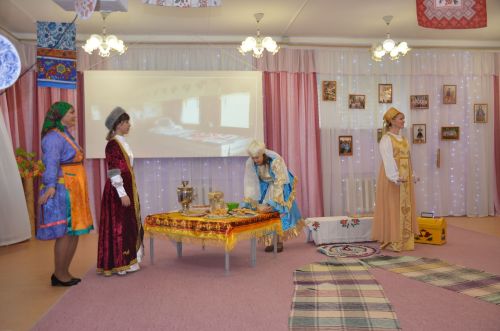 Между городскими детскими садами прошел конкурс «Дружная семья народов» (ФОТО)