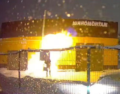 Ижауда автомойкада көчле шартлау булган: зыян күрүчеләр бар