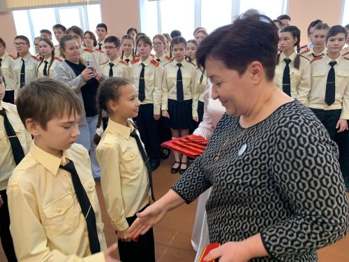 В школе №2 прошло торжественное посвящение в кадеты