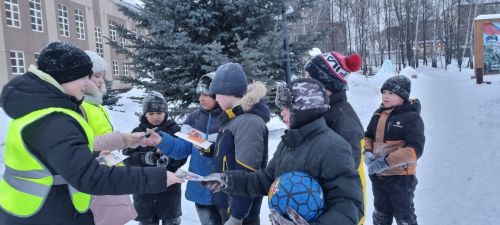 В Агрызе прошла акция «Засветись»