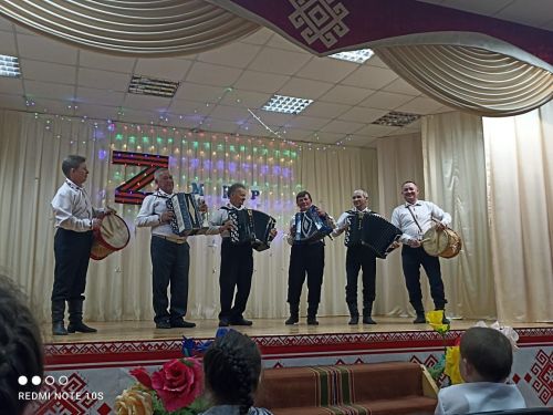 В Агрызском районе дали благотворительный концерт в поддержку мобилизованным