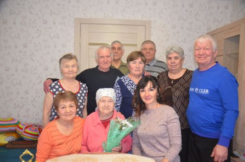 Мама 8 детей Лидия Шулепова из Агрыза отметила 90-летний юбилей