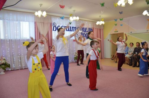 В Агрызе проходит зональный этап конкурса “Воспитатель года» (ВИДЕО)