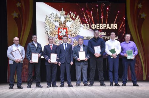 На концерте в честь 23 февраля чествовали ветеранов боевых действий (ФОТОРЕПОРТАЖ)