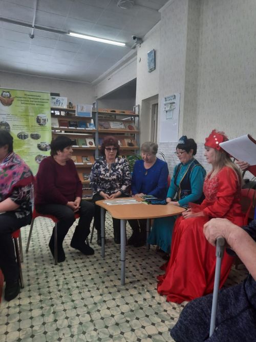 Любители поэзии в Агрызе воспели оду родному языку