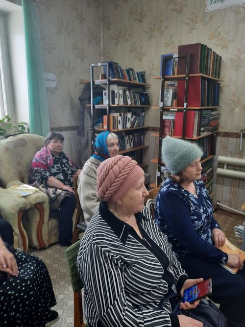 В Агрызской центральной библиотеке состоялось очередное заседание женского клуба