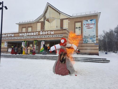 В Агрызе состоялись Масленичные гуляния