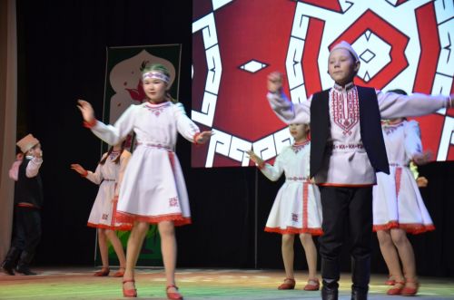 В Агрызе состоялся праздник, посвященный торжественному открытию Года национальных культур и традиций (ФОТОРЕПОРТАЖ)