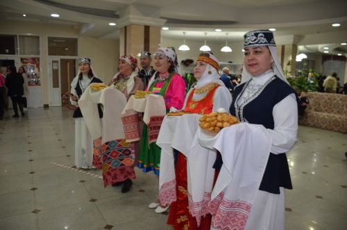 В Агрызе состоялся праздник, посвященный торжественному открытию Года национальных культур и традиций (ФОТОРЕПОРТАЖ)