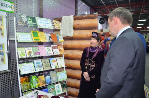 В Агрызе состоялся праздник, посвященный торжественному открытию Года национальных культур и традиций (ФОТОРЕПОРТАЖ)