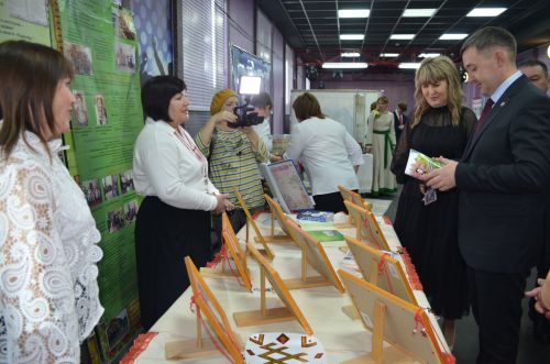 В Агрызском районе торжественно открыли Год педагога и наставника (БОЛЬШОЙ ФОТОРЕПОРТАЖ)