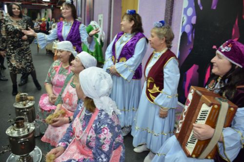 В Агрызе состоялся праздник, посвященный торжественному открытию Года национальных культур и традиций (ФОТОРЕПОРТАЖ)