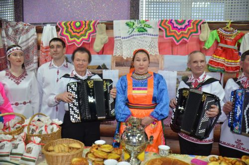 В Агрызе состоялся праздник, посвященный торжественному открытию Года национальных культур и традиций (ФОТОРЕПОРТАЖ)