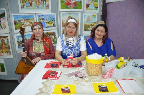 В Агрызе состоялся праздник, посвященный торжественному открытию Года национальных культур и традиций (ФОТОРЕПОРТАЖ)