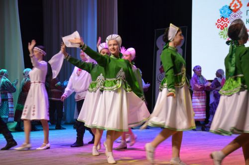 В Агрызе состоялся праздник, посвященный торжественному открытию Года национальных культур и традиций (ФОТОРЕПОРТАЖ)