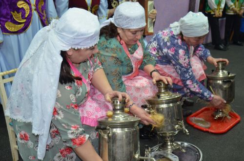 В Агрызе состоялся праздник, посвященный торжественному открытию Года национальных культур и традиций (ФОТОРЕПОРТАЖ)