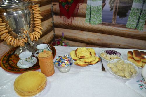 В Агрызе состоялся праздник, посвященный торжественному открытию Года национальных культур и традиций (ФОТОРЕПОРТАЖ)